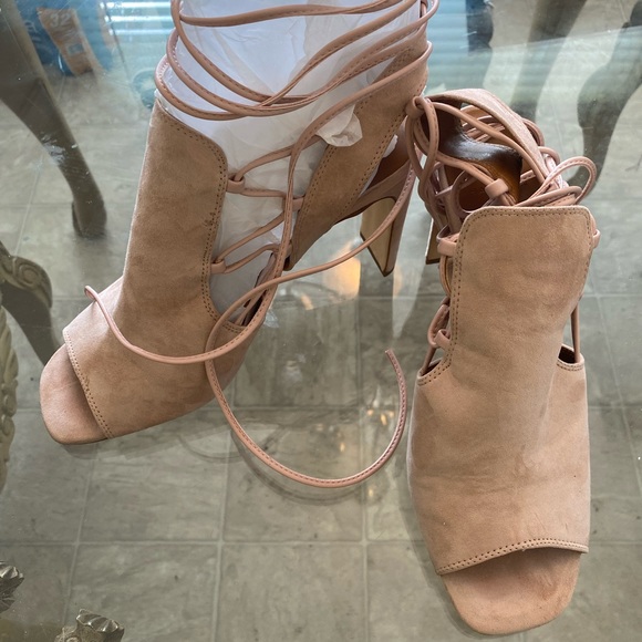 H by Halston Blushed colored sling back 9.5 - Picture 9 of 15